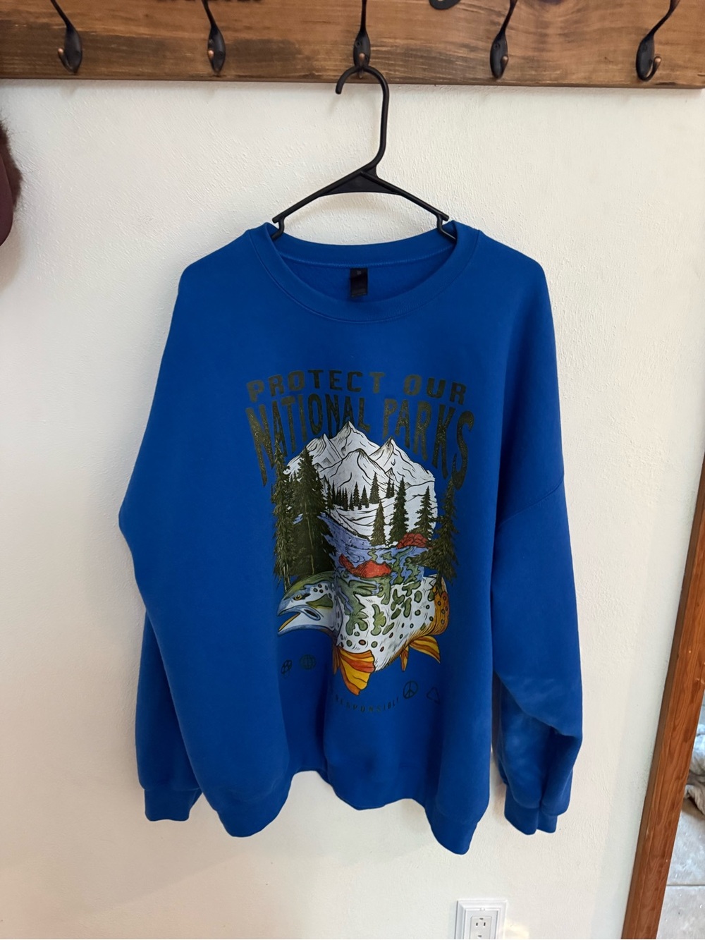 Gildan Protect Our National Parks Blue Graphic Crewneck Sweatshirt